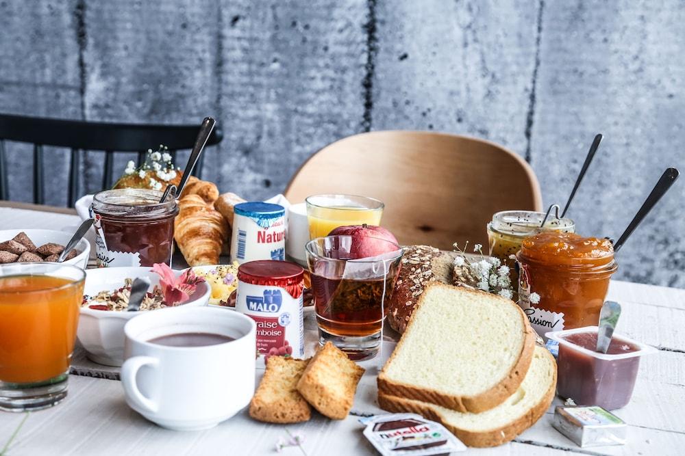 B&B Hotel Strasbourg Nord Artisans วองเดนไนม์ ภายนอก รูปภาพ