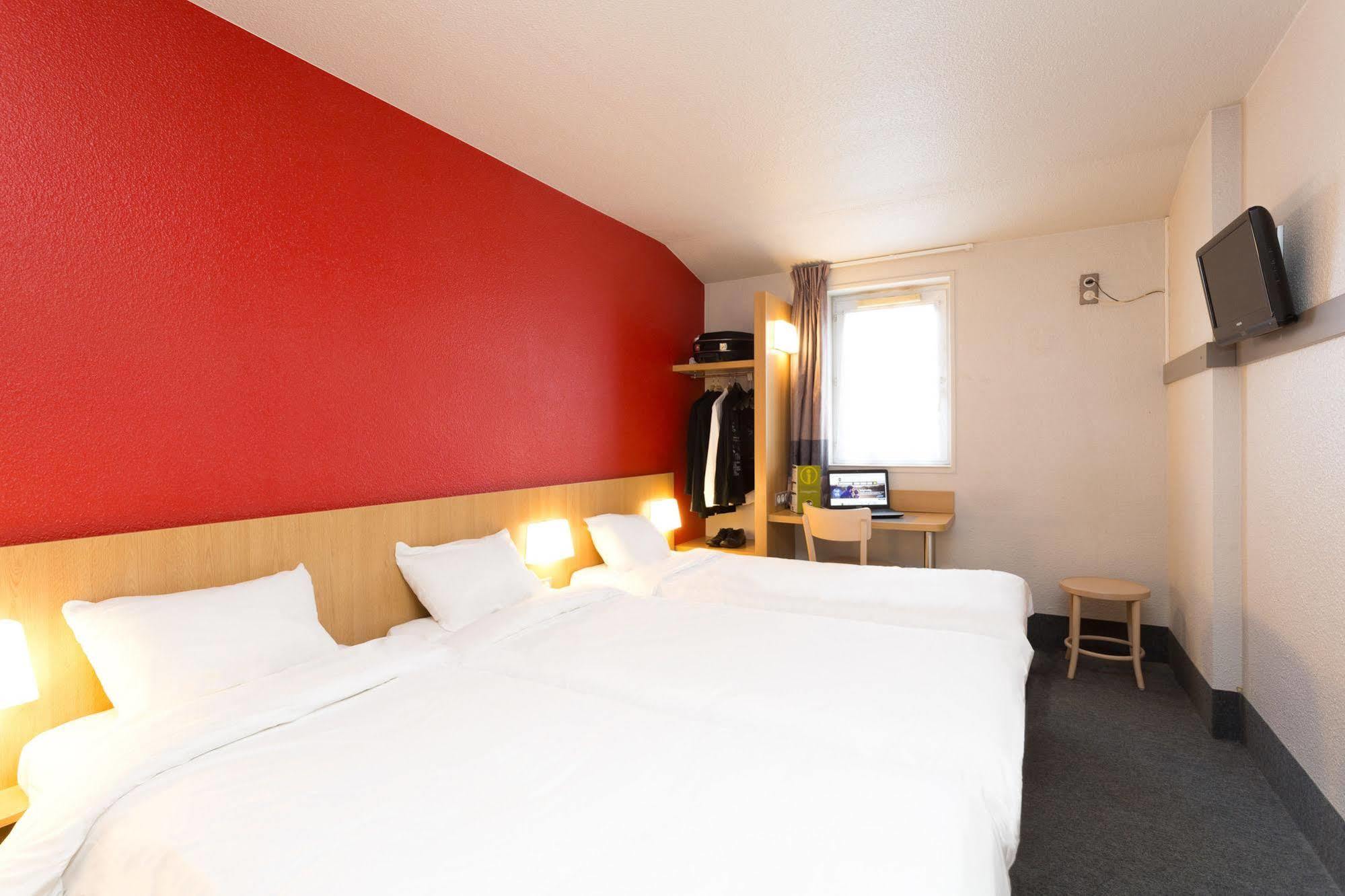B&B Hotel Strasbourg Nord Artisans วองเดนไนม์ ภายนอก รูปภาพ