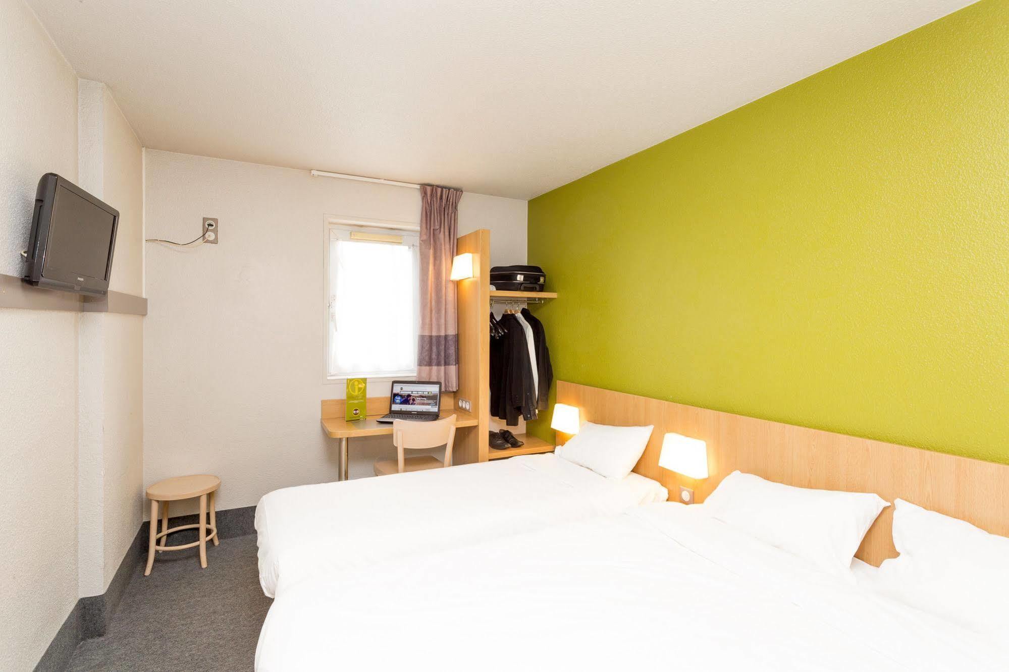 B&B Hotel Strasbourg Nord Artisans วองเดนไนม์ ภายนอก รูปภาพ